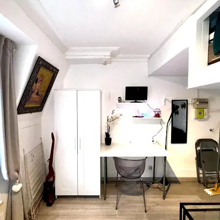 Joli Cocon Montmartre * פריז